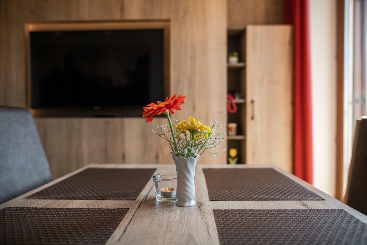 Residence Neuhof Tirolo Ngoại thất bức ảnh